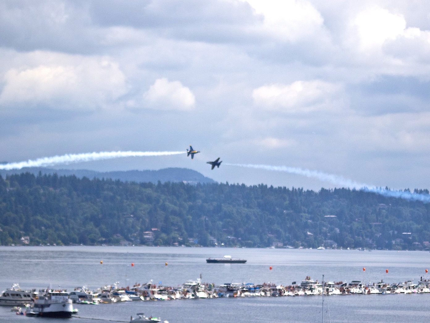 OpEd It’s Time for Seattle to Cancel the Blue Angels The Urbanist