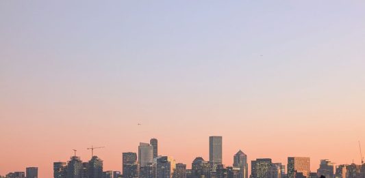 Lake Union and the Seattle skyline at sunset